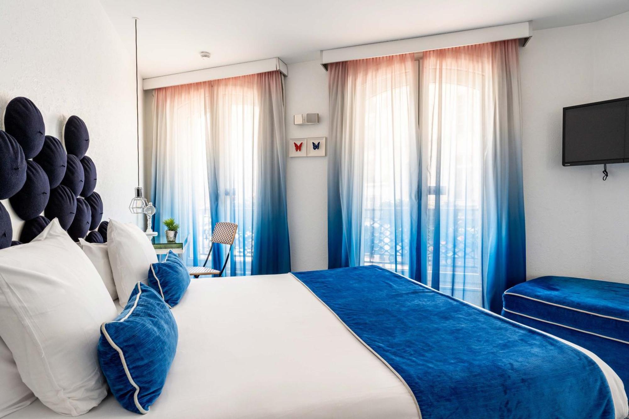 34b - Astotel París